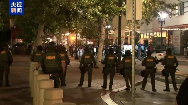 配资网股票配资门户 美国洛杉矶市中心225人于10日晚被捕